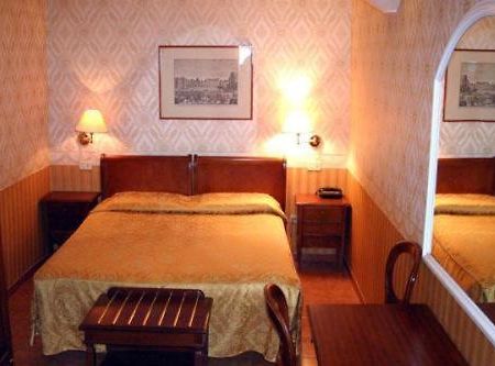 Hotel Varsavia Florence Kamer foto